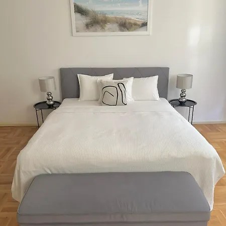 Ve Meste 2 * Prága