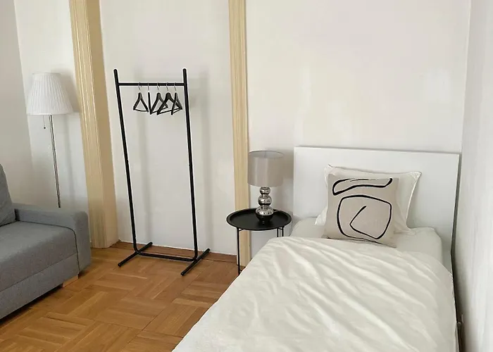 Ve Meste 2 Apartment